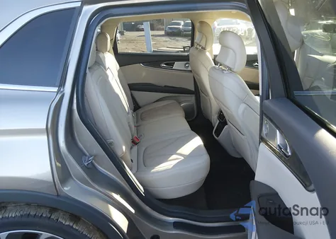 2019 Lincoln Nautilus Reserve z USA, uszkodzony, nr VIN 2LMPJ6LP4KBL28157